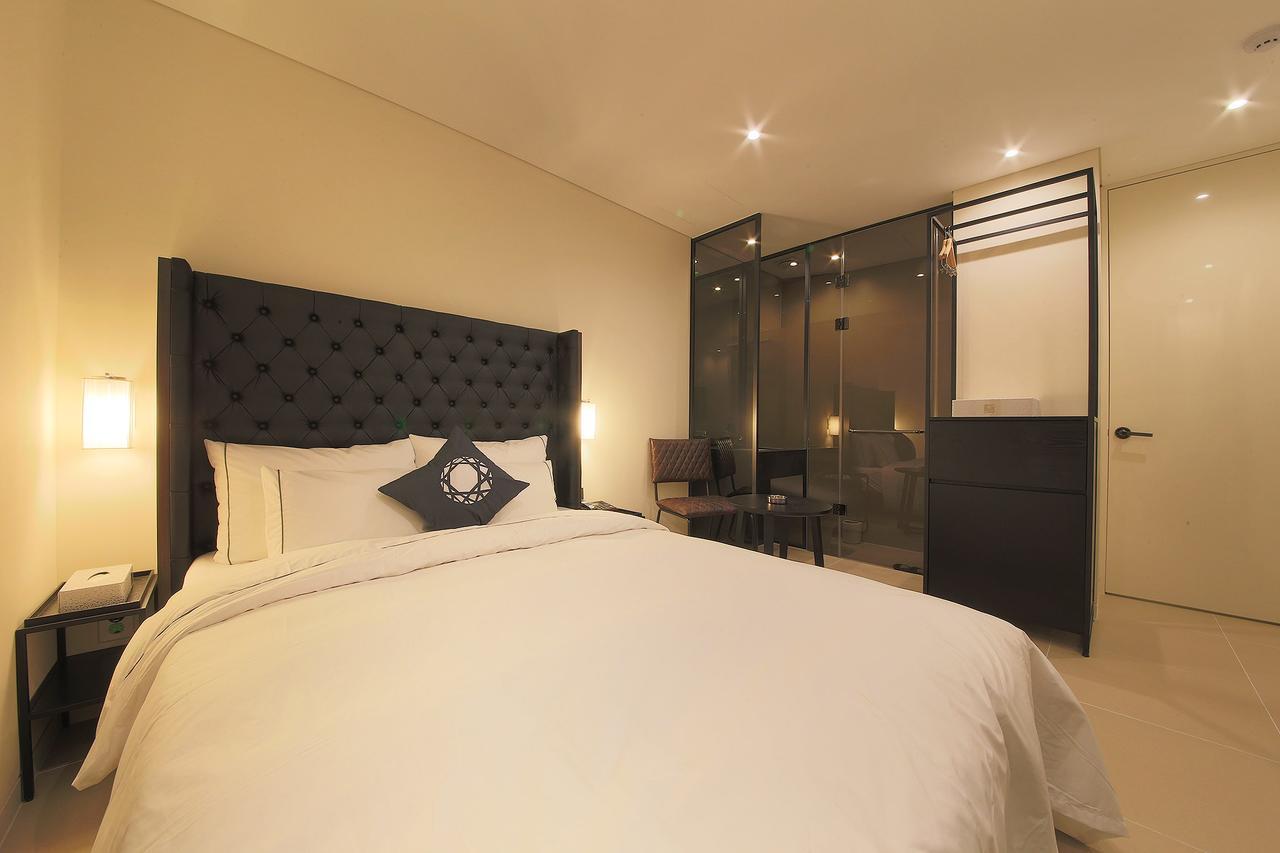 Hotel Cullinan 2 Geondae Сеул Экстерьер фото
